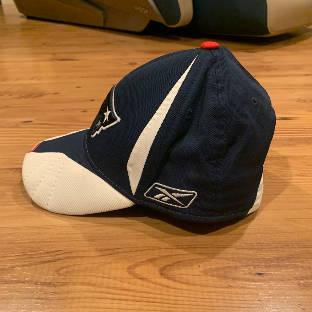New England Patriots Hat - Picture 2 of 3